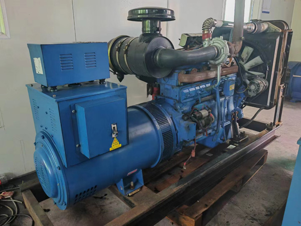 新华镇100kW柴油发电机组使用多级机油有哪些优缺点？